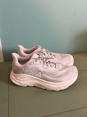 Hoka White Lace-Up Cushioned Running Shoes